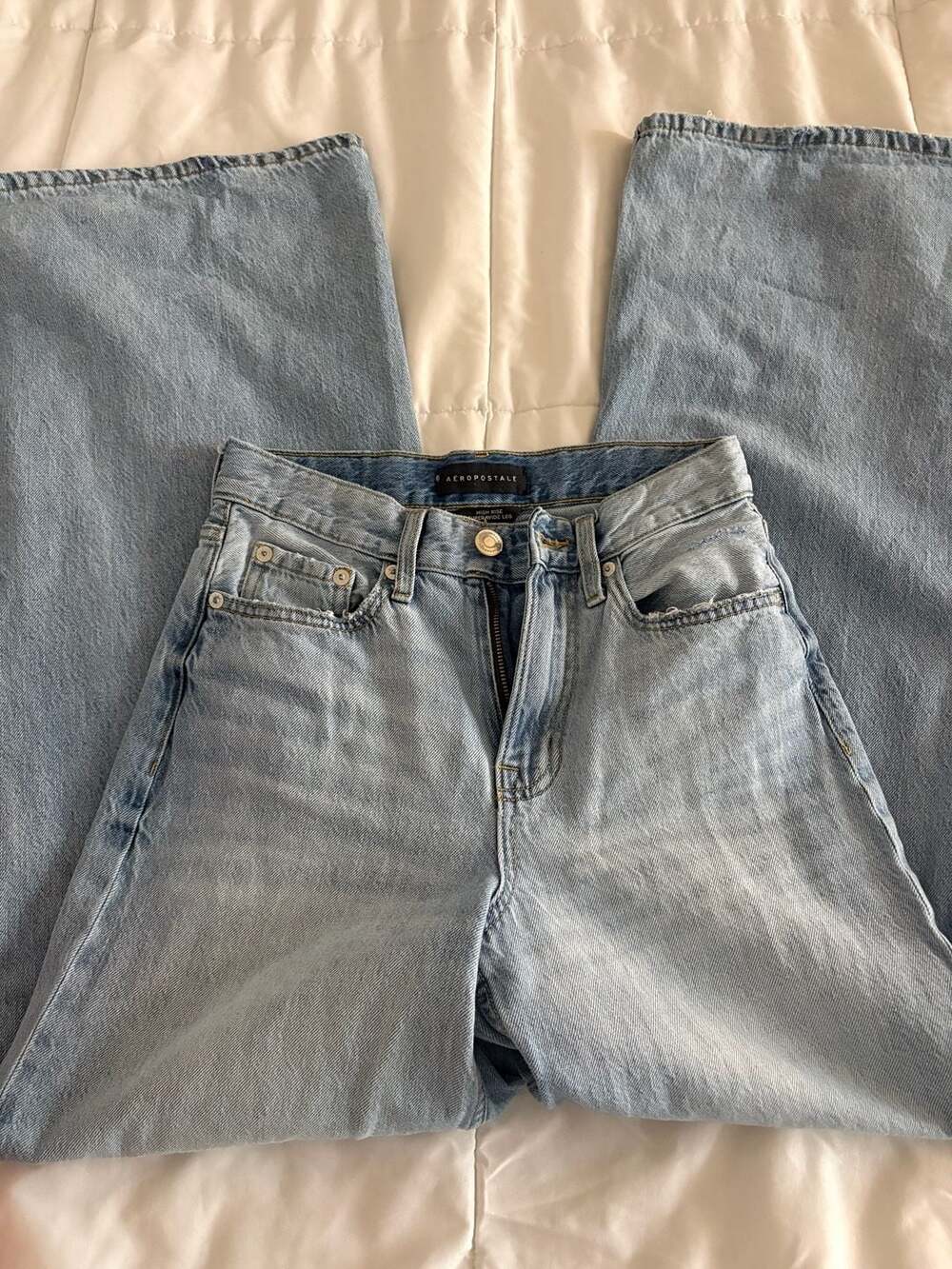 Aeropostale High Rise Super Wide Leg Jeans